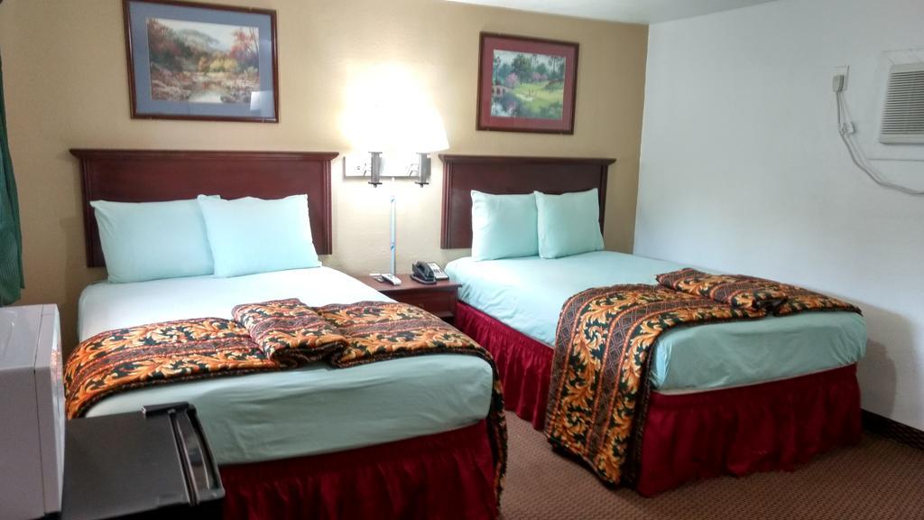 Budget Inn Hamilton Экстерьер фото