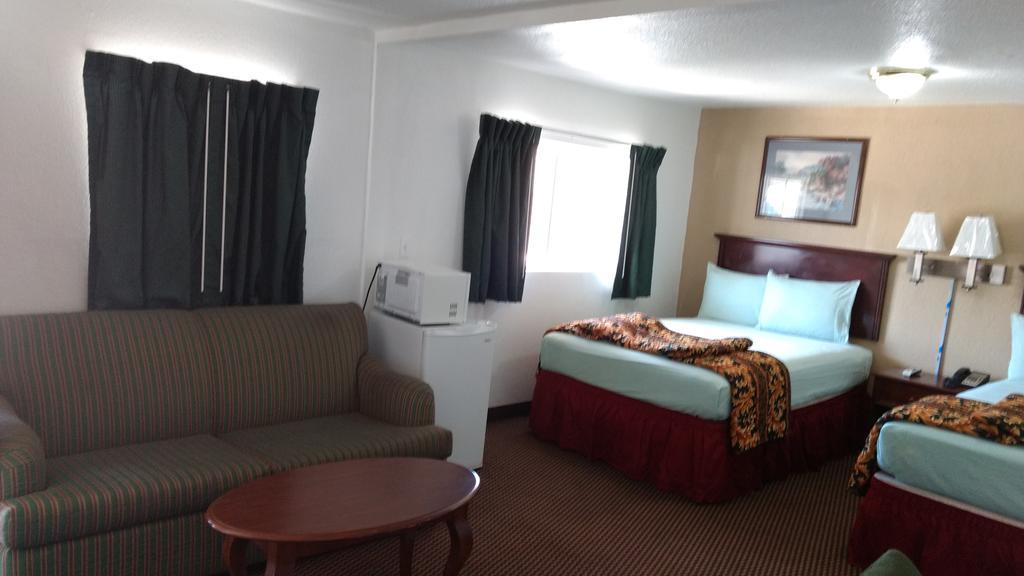 Budget Inn Hamilton Экстерьер фото