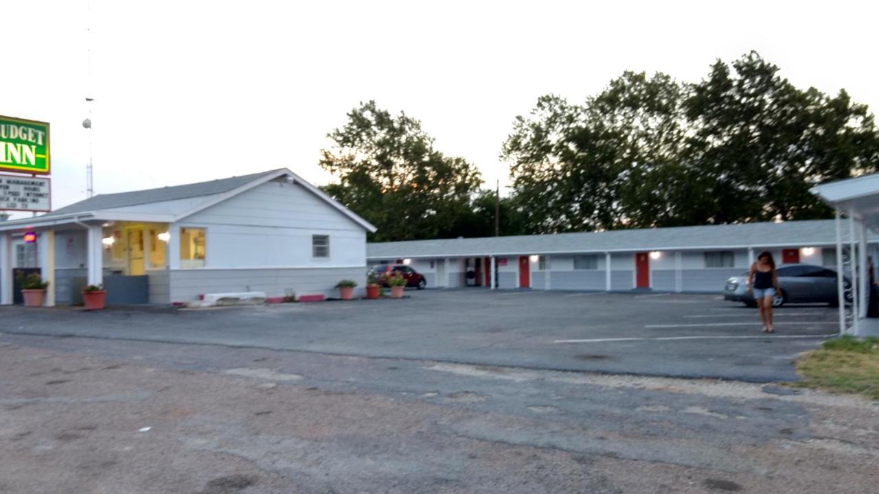 Budget Inn Hamilton Экстерьер фото